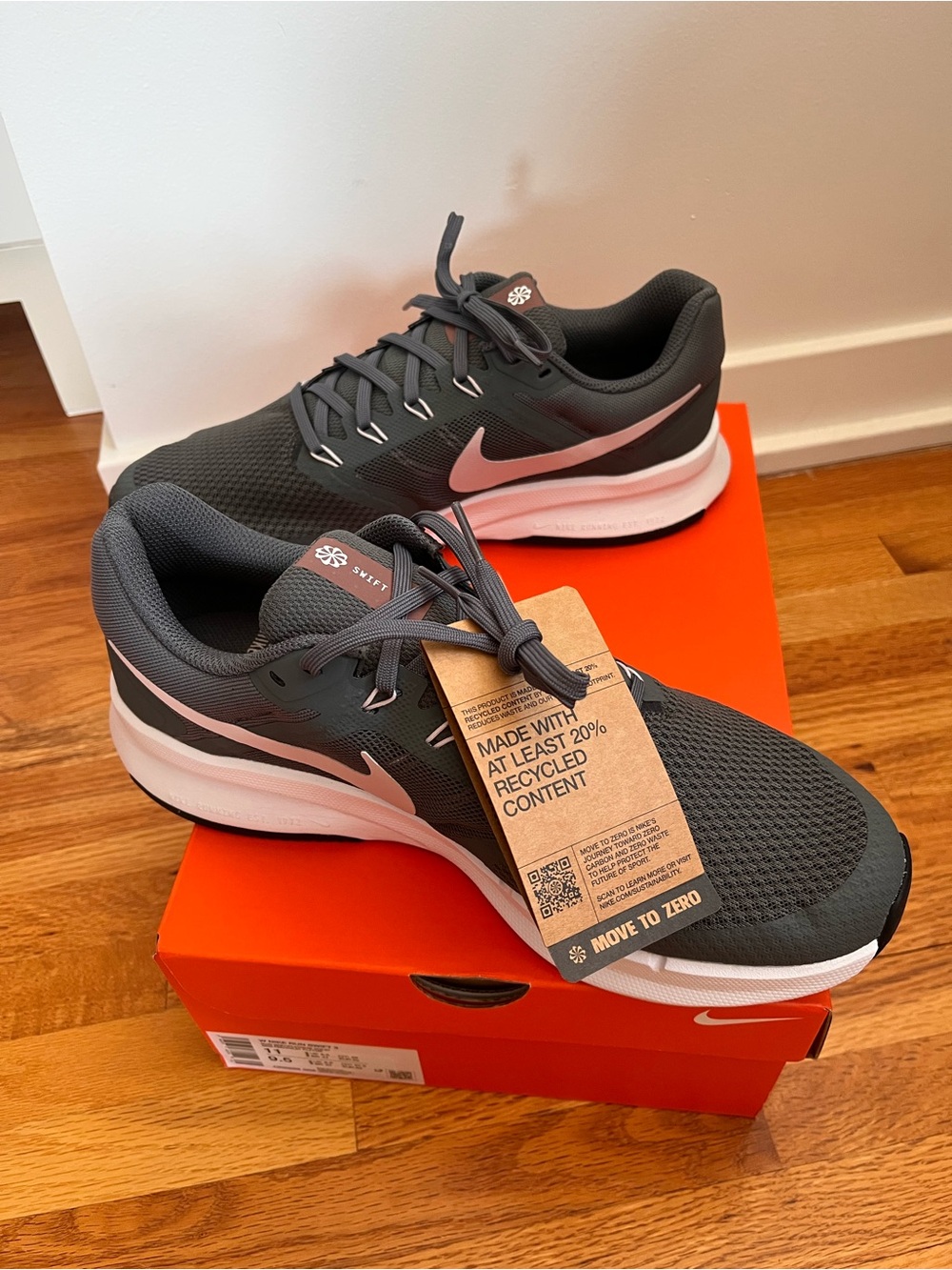 Nike women’s Athletic Running Shoes in Dark Gray and Pink